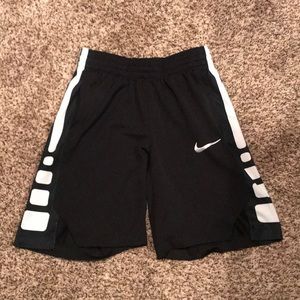 Basketball shorts